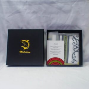 SCARF WHITE POLYESTER LIYELAA MALDIVES 90X90..